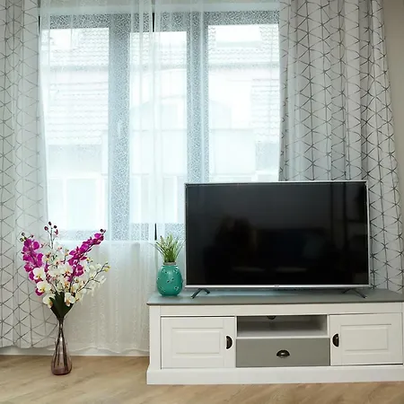 Supreme In By Flat Mаnager Apartament