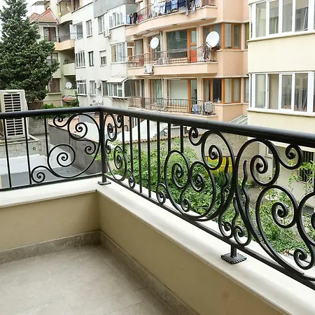 Supreme In By Flat Mаnager Apartment *